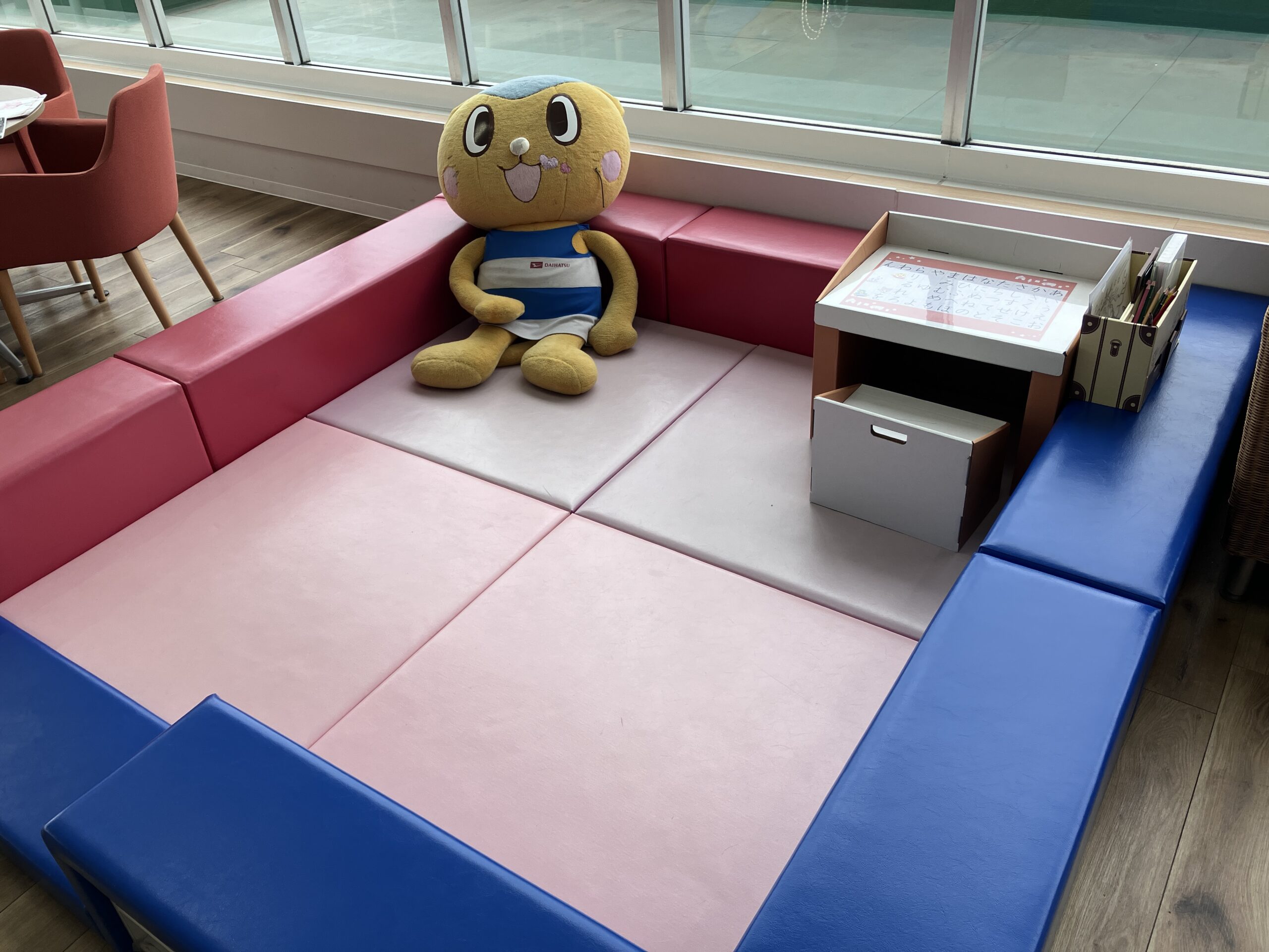 ぬり絵もできるよ！！