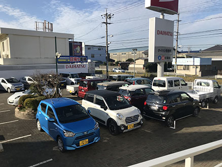 豊富な展示車、試乗車があり、<br />
ご満足いただけるまで見て頂けます。